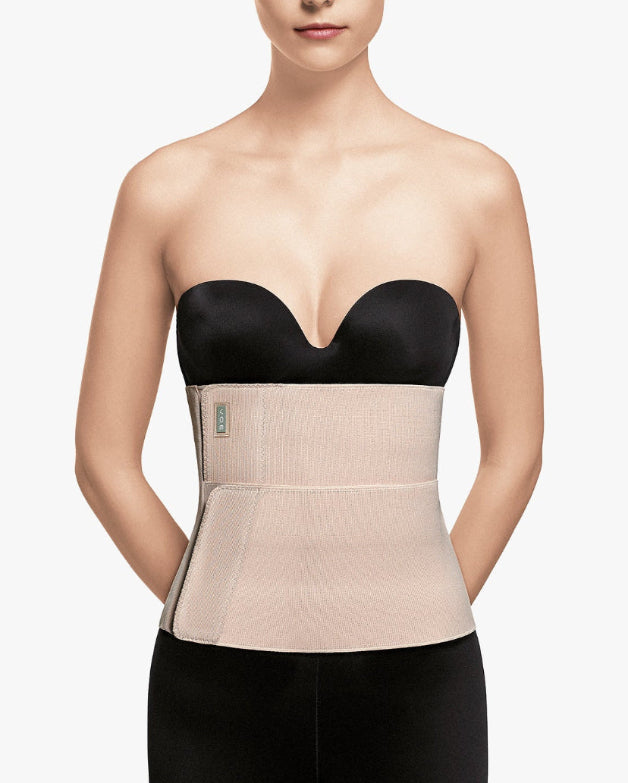 Faja de compresión médica postquirúrgica beige con soporte lumbar y diseño cómodo
