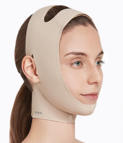 Máscara de compresión facial postquirúrgica beige para recuperación y contorno facial