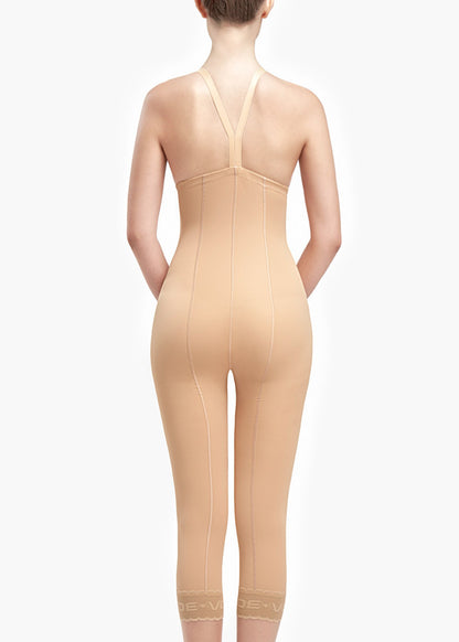 Faja abdominal debajo rodillas, espalda VOE