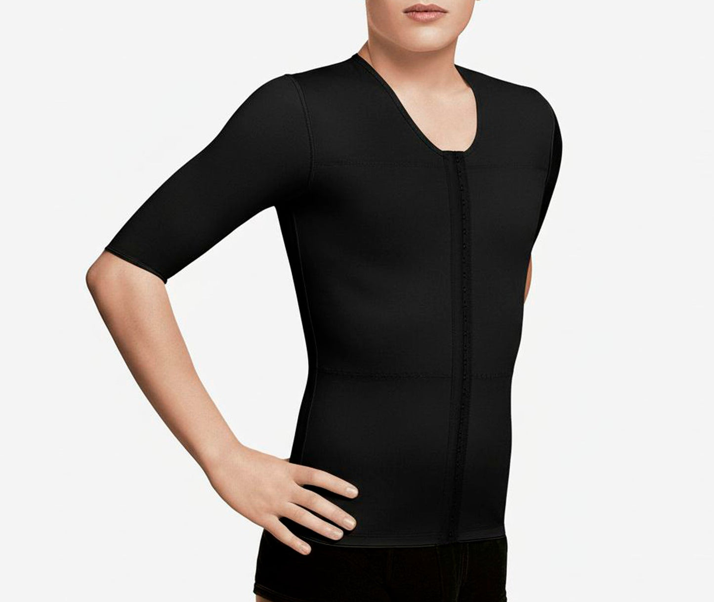 Camisa de compresión médica negra con cierre frontal, ideal postquirúrgica y uso diario, cómoda y segura.