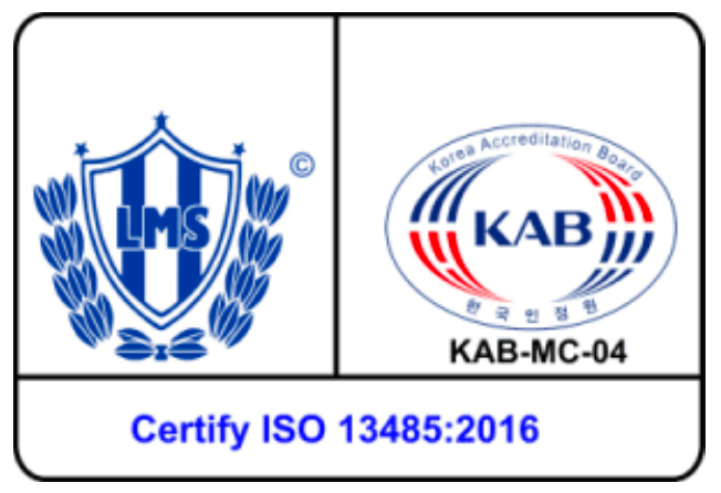 Certificación ISO 13485:2016 con logos LMS y KAB para productos médicos de compresión